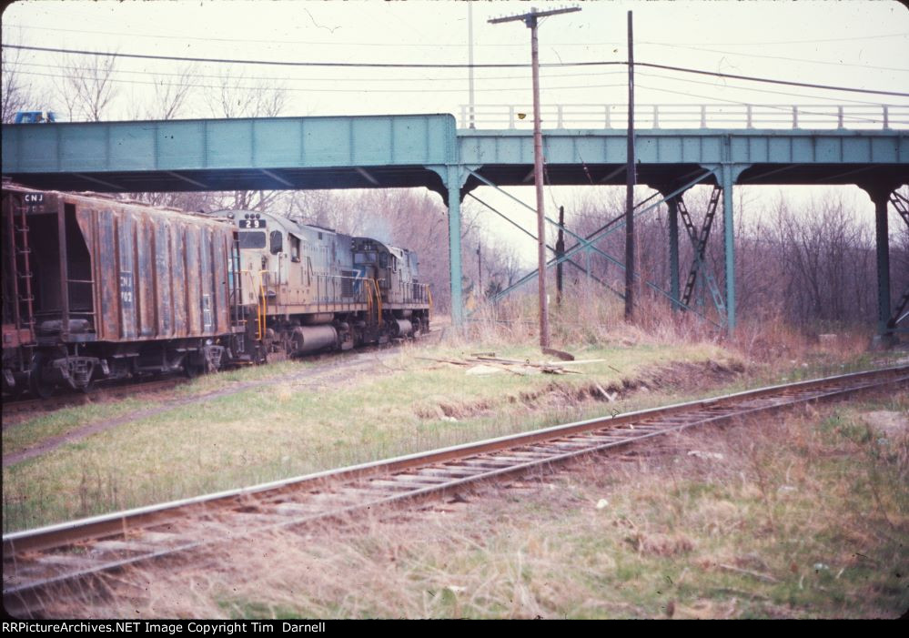 LHR 29 heads to the mine.